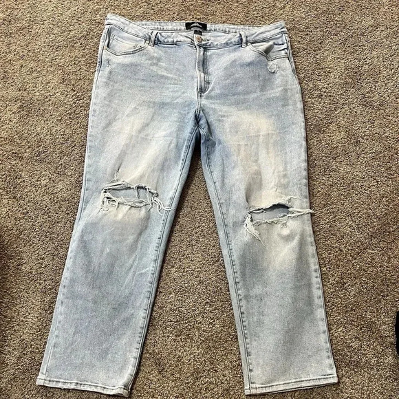 Jordache High Rise Straight Jeans Womens 22‎ Light Wash Denim Distressed Frayed - Picture 1 of 13